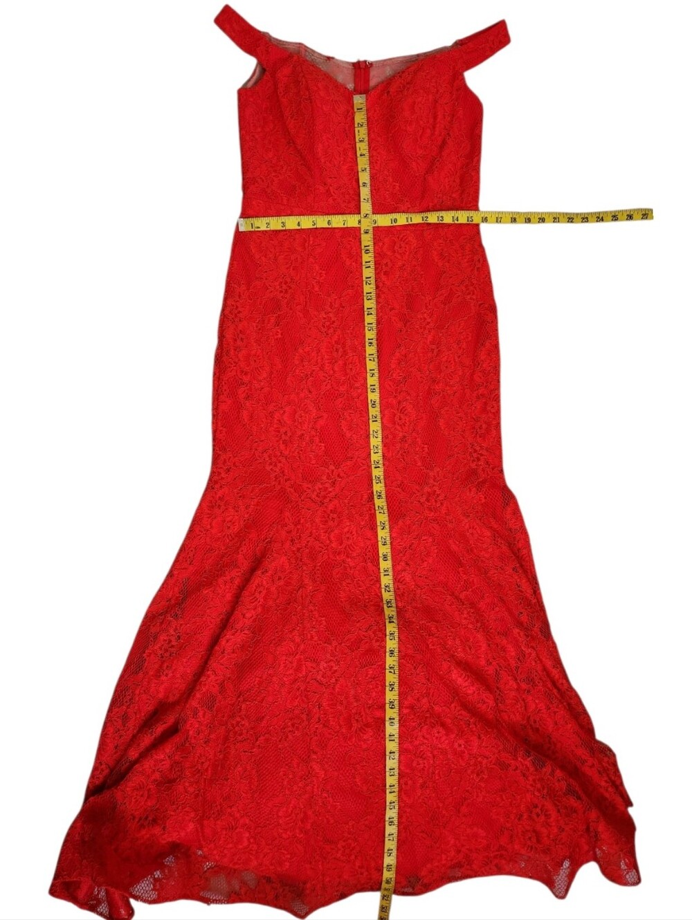 XSCAPE Red Lace Mermaid Formal Gown - Size 12 - Picture 13 of 16